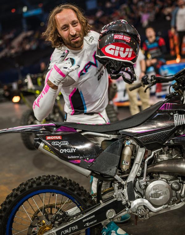 Davide Rossi conquista il podio alla Night of the Jumps!