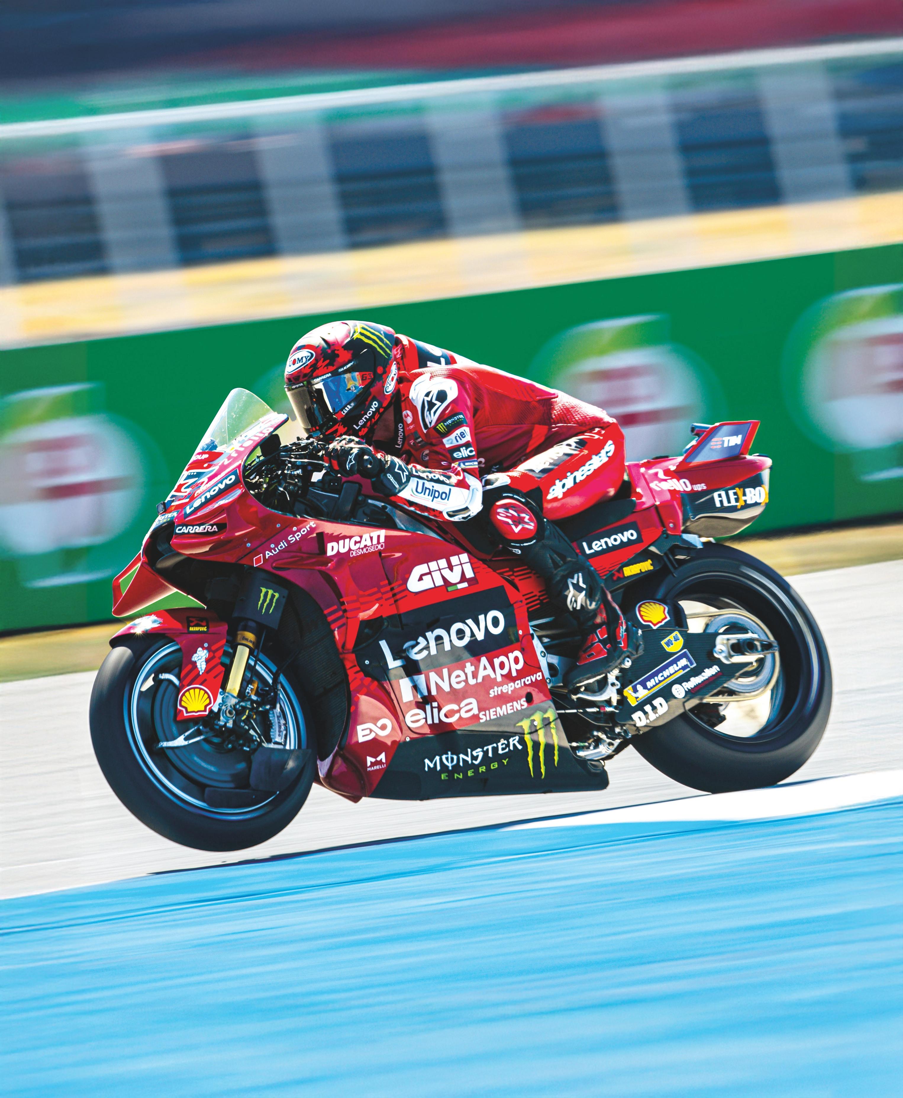 GIVI_sponsorship_Ducati