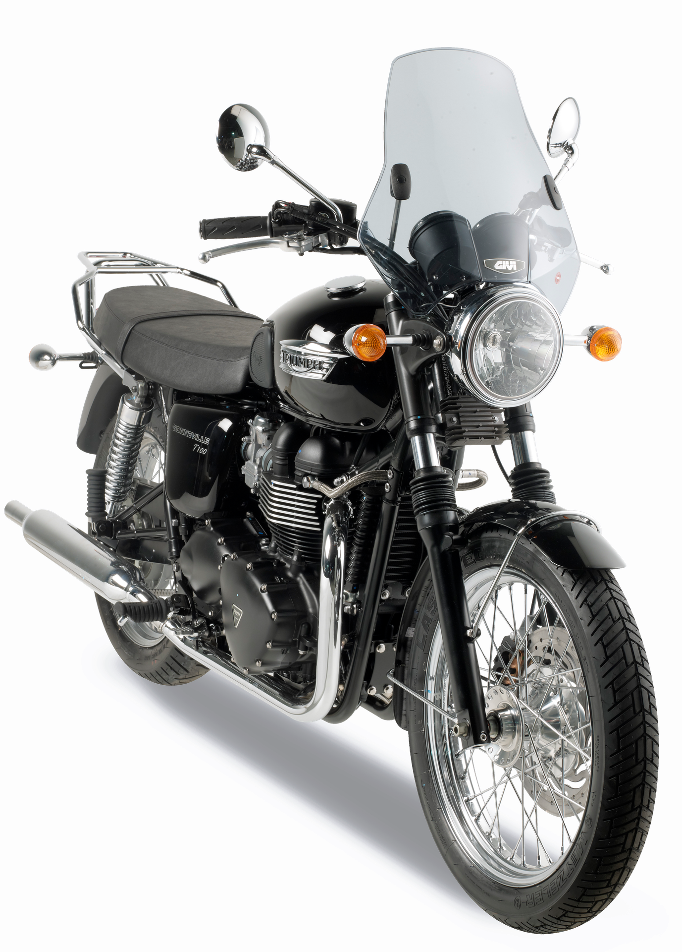 A660 screen GIVI mounted on Triumph Bonneville 865 (07)