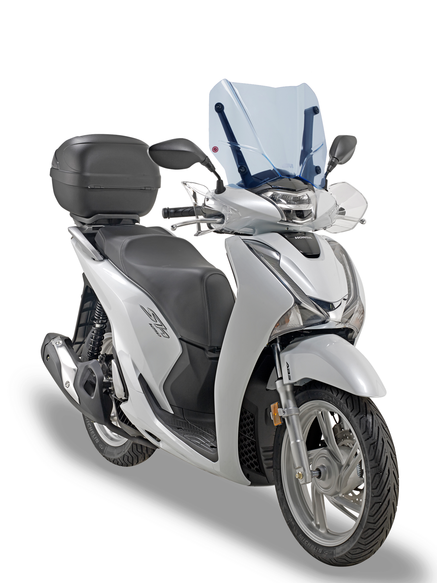 D1155BL screen GIVI mounted on Honda SH 125i (17)