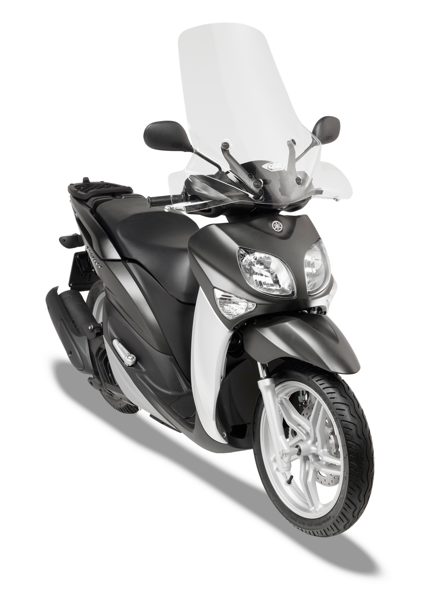 D2102ST screen GIVI mounted on Yamaha Xenter 150 (12)