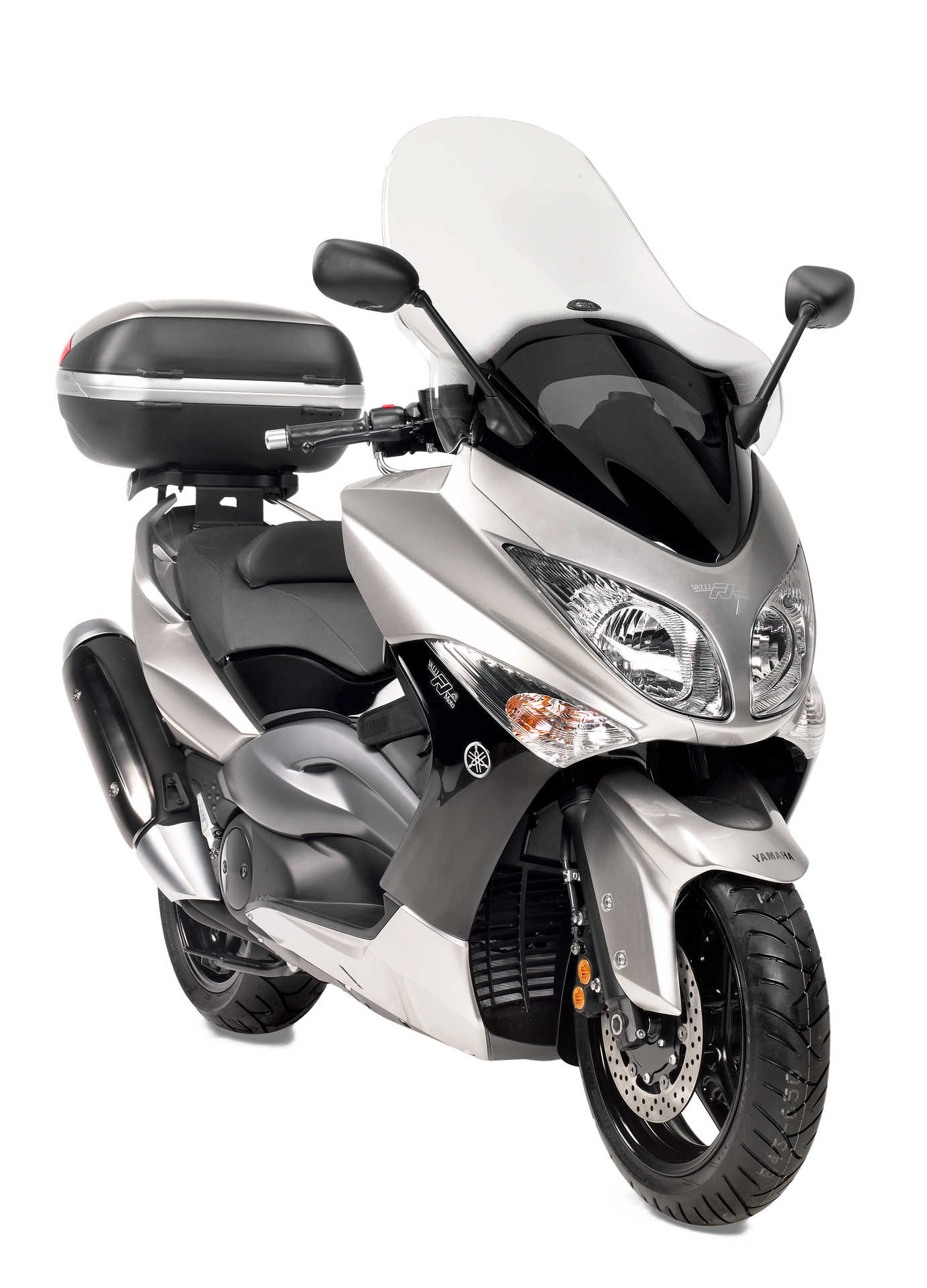 D442ST screen GIVI mounted on Yamaha T-MAX 500 (08)