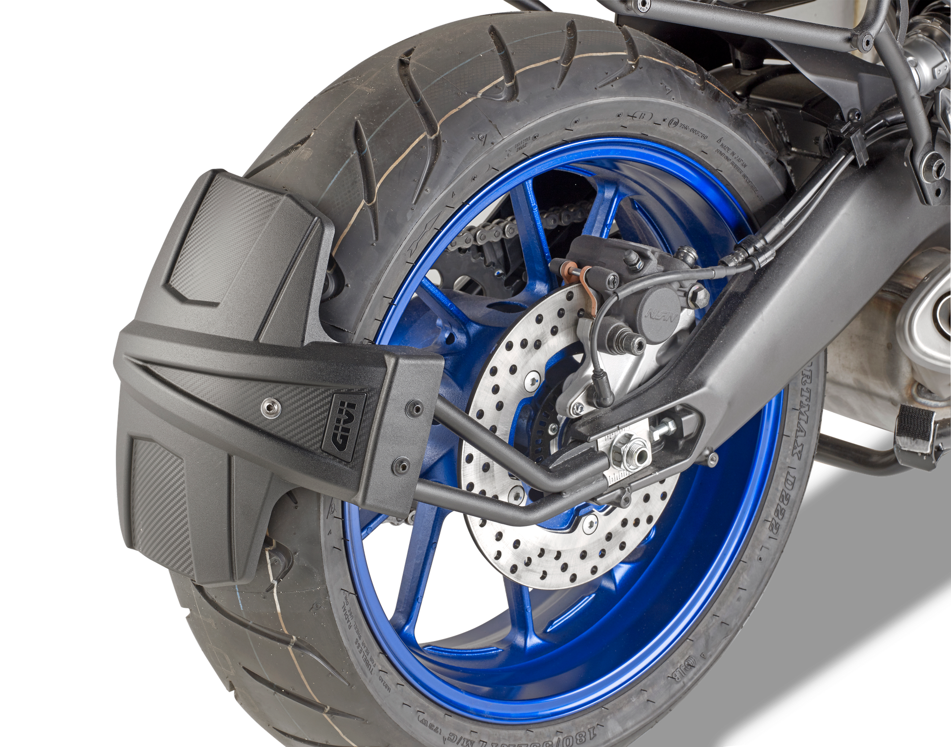 RM02 mudguard GIVI mounted with RM2139KIT on Yamaha Tracer 900 GT (18)