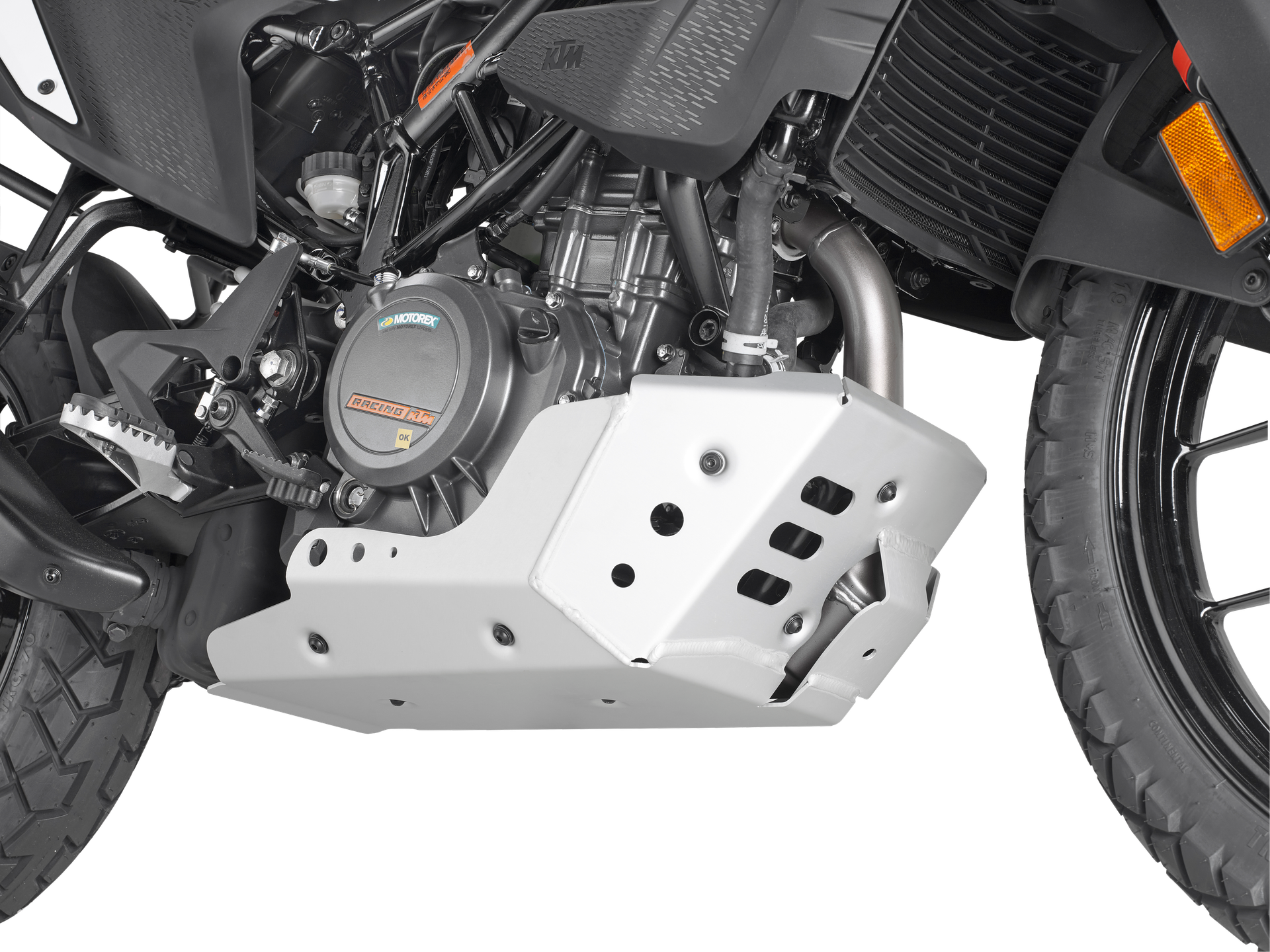 RP7711 oil carter protector GIVI mounted on KTM 390 Adventure (20)