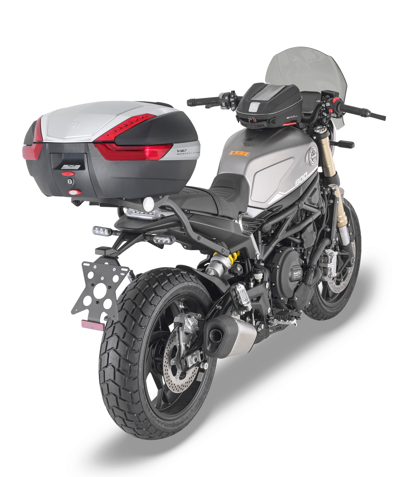 ST611 soft bags GIVI mounted with V47N on Benelli Leoncino 800 (22)